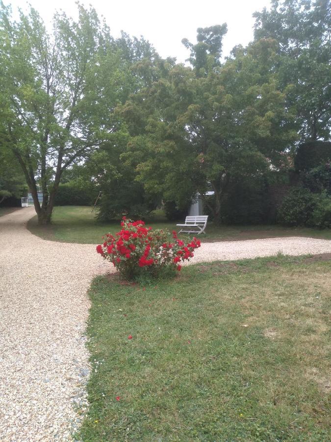 Repos Dans Le Perche Villa Combres Exterior photo